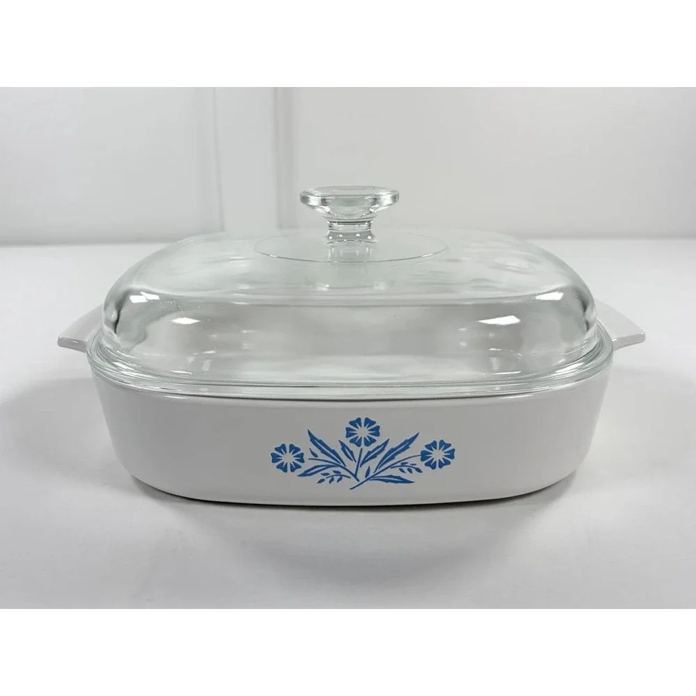 Vintage CorningWare A-10-B 2.5 Quart Casserole Dish Blue Cornflower Pyrex Lid